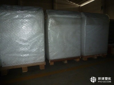 艾瑪AH-100A螺桿機 75KW直聯(lián)動力，賦能泡沫箱高效生產(chǎn)